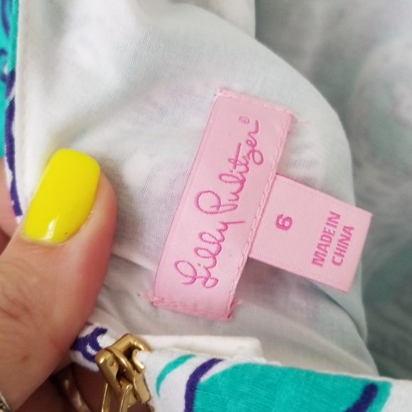 Beautiful Lilly Pulitzer dress w/ gold trim - Picture 4 of 6